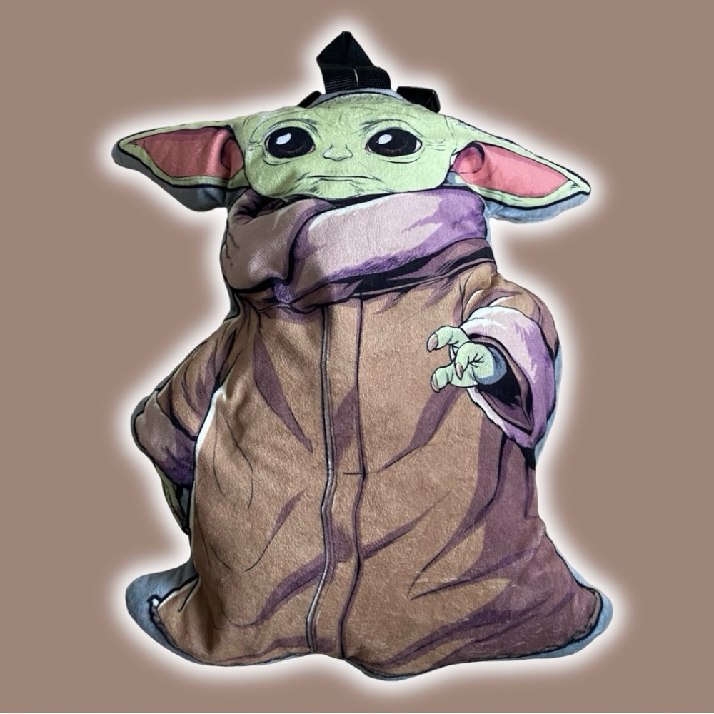 Star Wars The Mandalorian Baby Yoda Plush Backpack